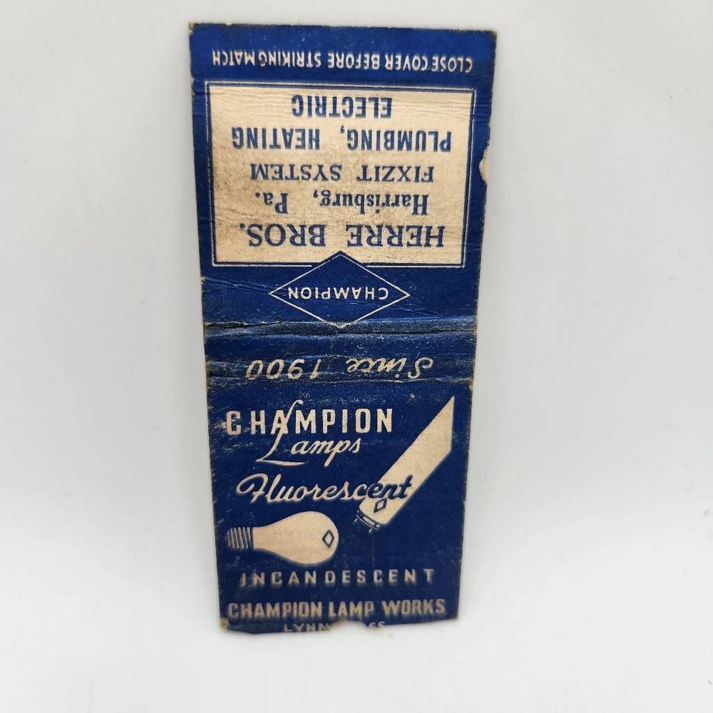 Vintage Bobtail Matchcover Herre Bros. Harrisburg Pennsylvania Champion Lamps Bu